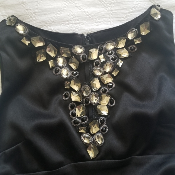 LBD Crystal Embellishment - Picture 2 of 8